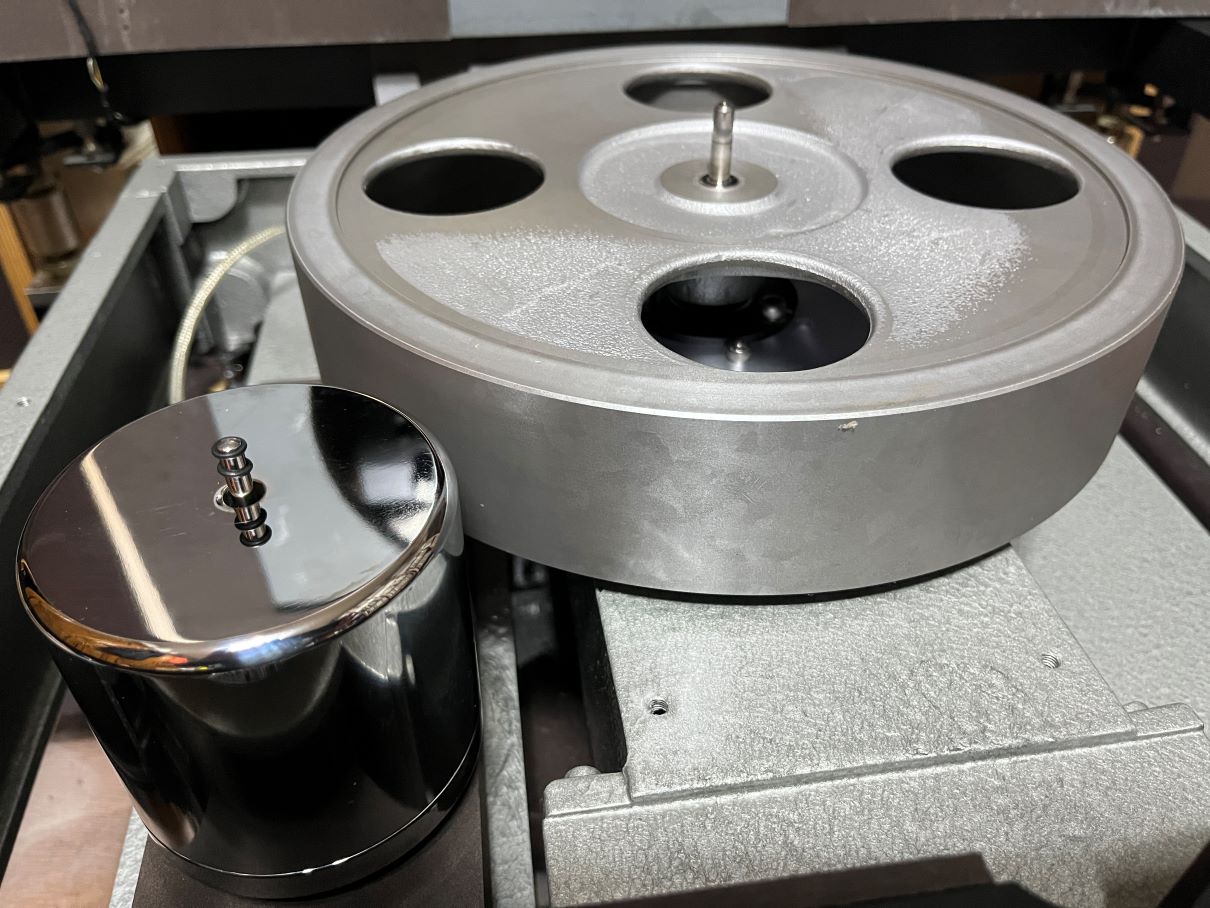 EMT930platter와motor.jpg