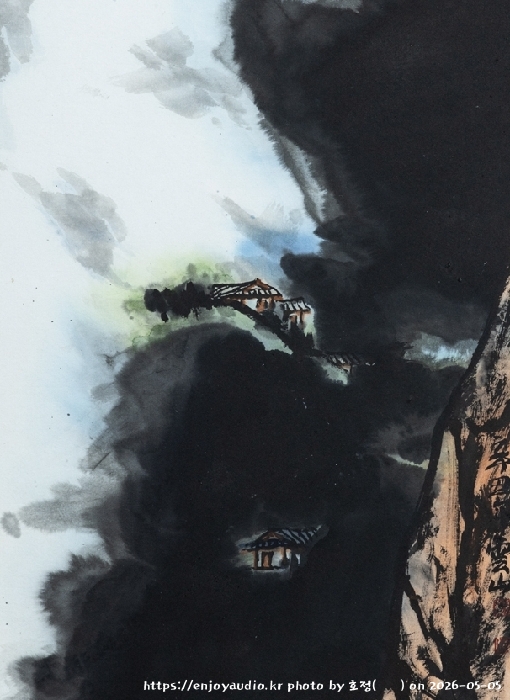 102466_325069_2114.jpg