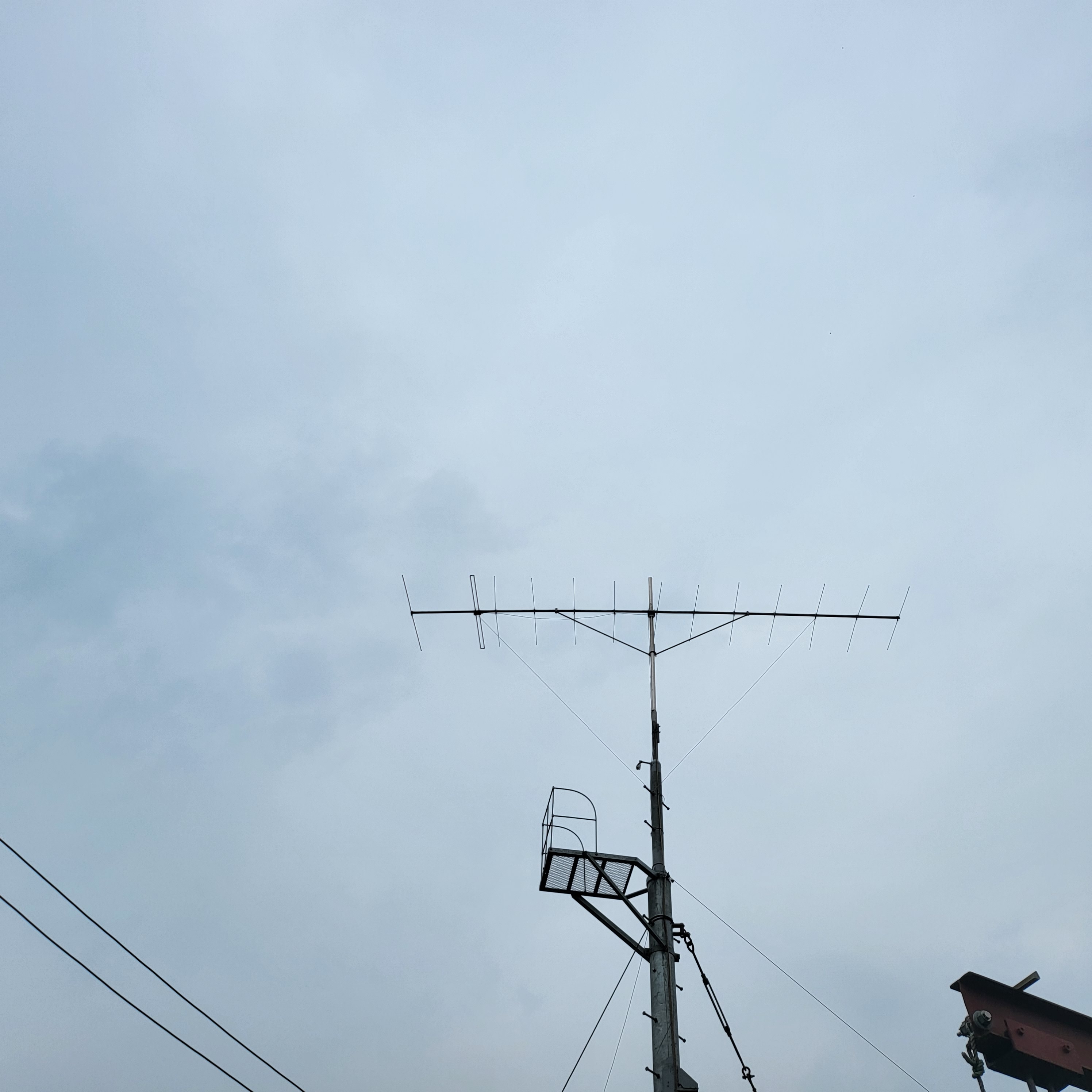 20220513_172211.jpg : 충주 어느 동호인댁 fm 안테나