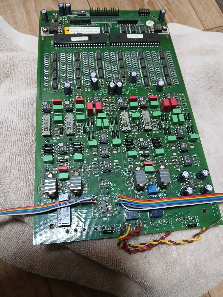 20250615_095636_copy_765x1020.jpg : DCS 엘가 DAC 수리!